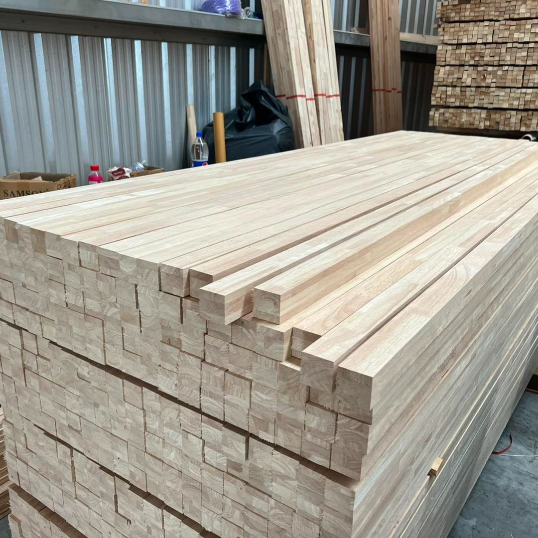 ไม้ยางพาราจ๊อย (Rubber Wood Joint).jpg
