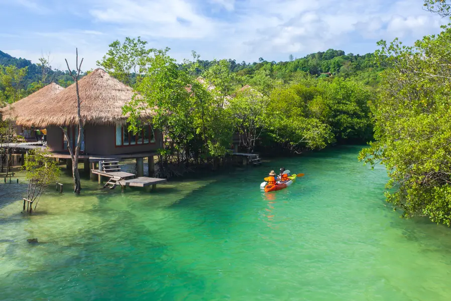 ตั๋วเครื่องบินไประนอง