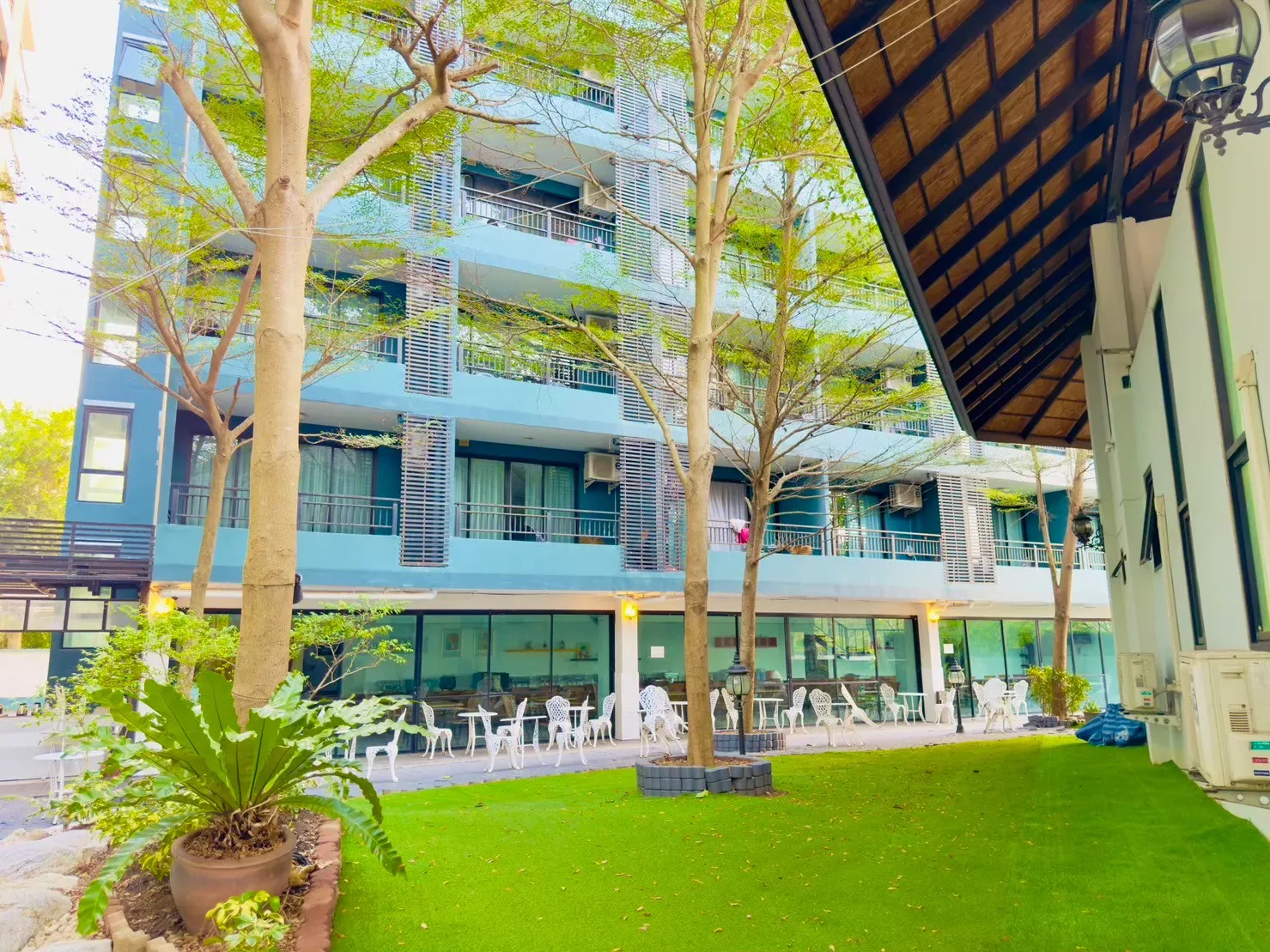 ที่พักบางเสร่